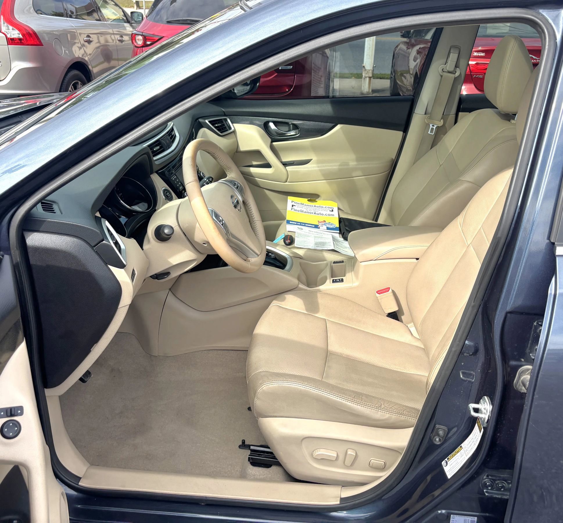 Used 2014 Nissan Rogue SL w/ SL Premium Package image 14