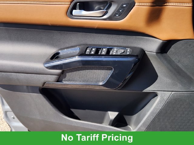 New 2026 Nissan Pathfinder Platinum FWD image 17