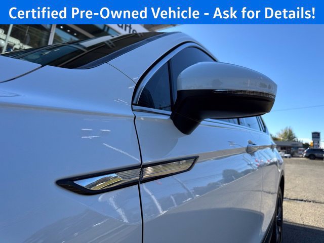 Used 2023 Volkswagen Tiguan SE w/ Panoramic Sunroof Package AWD/4WD image 26