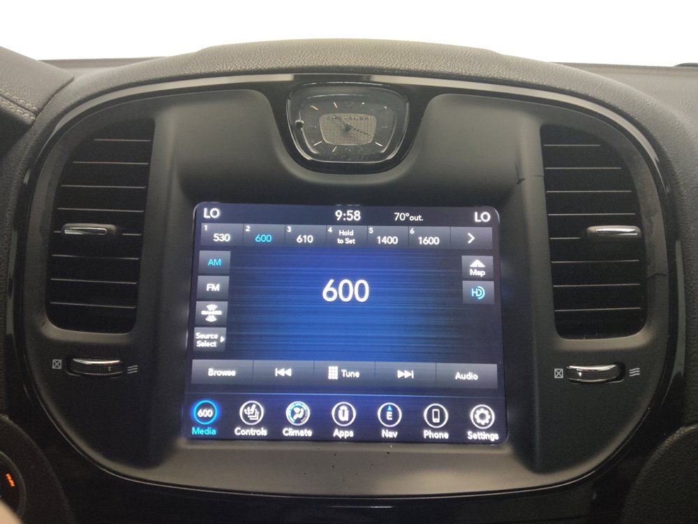 Used 2020 Chrysler 300 S w/ 300S Premium Group RWD image 25