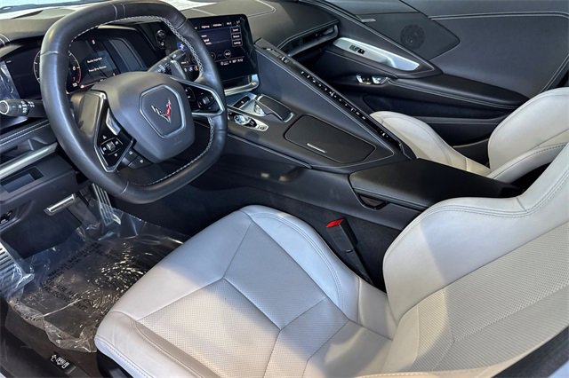 Used 2021 Chevrolet Corvette Stingray Convertible w/ Z51 Performance Package image 10