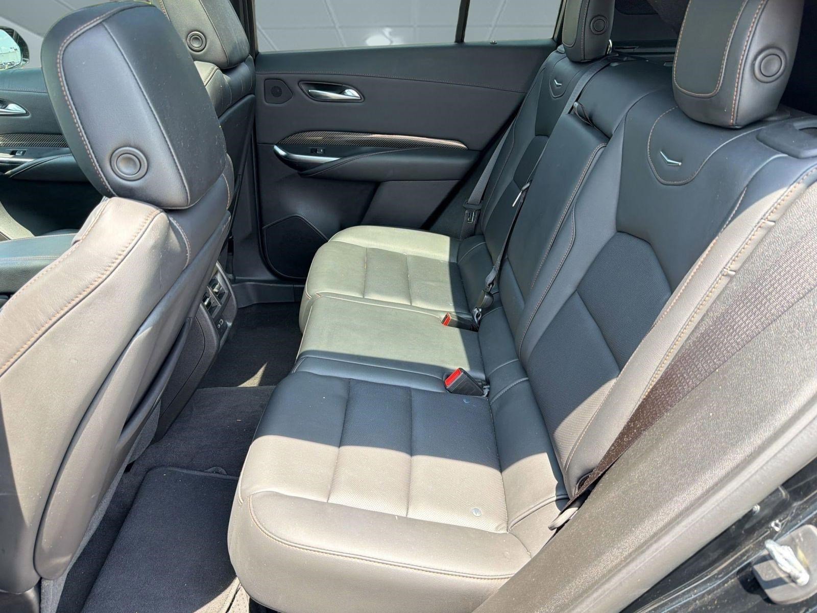 Used 2022 Cadillac XT4 Sport w/ Comfort Package FWD image 14