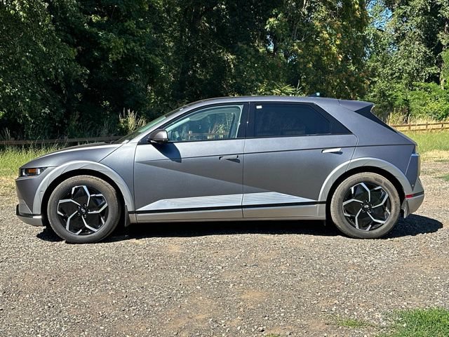 Certified 2023 Hyundai Ioniq 5 Limited w/ Cargo Package RWD image 6
