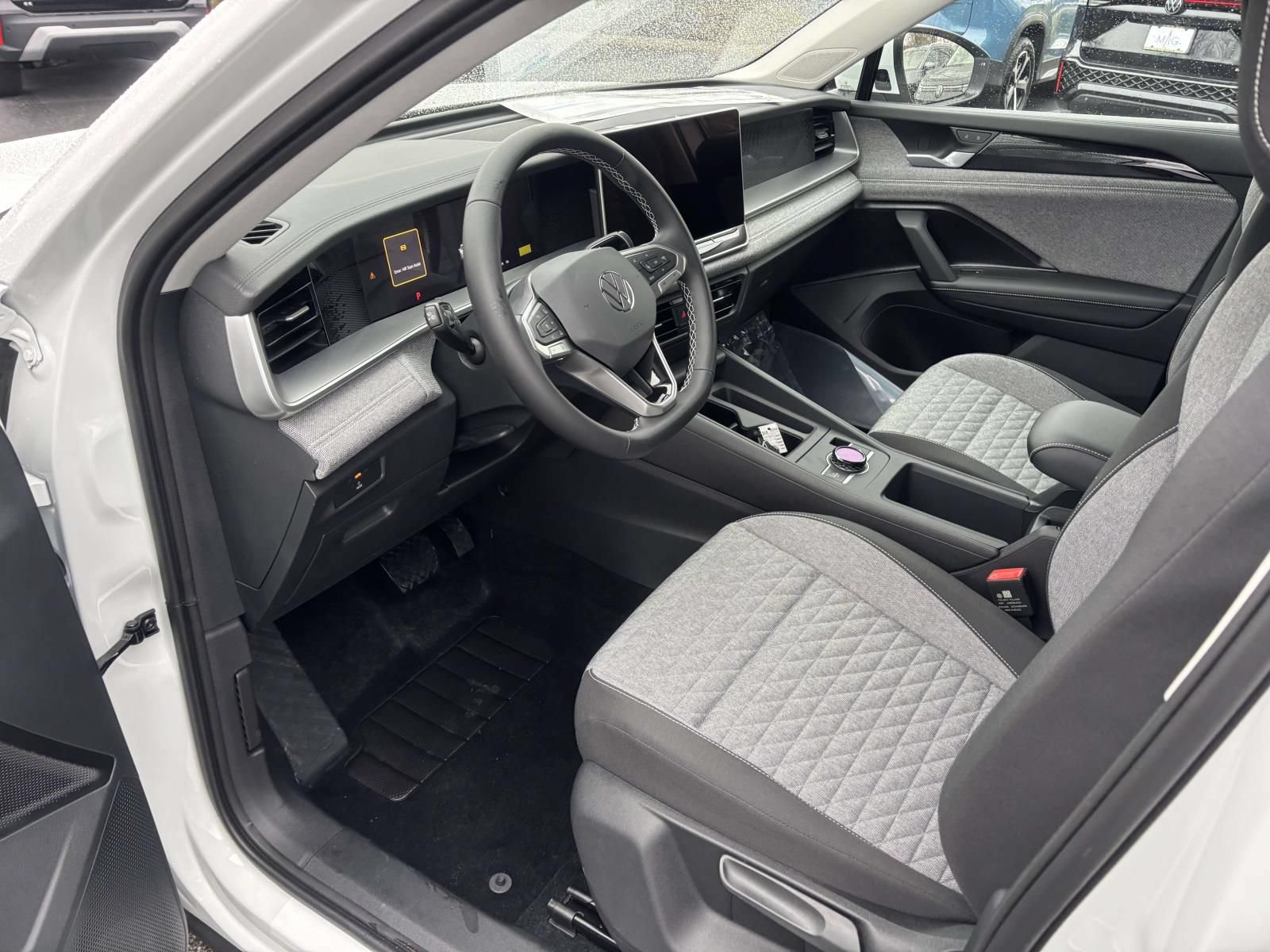 New 2026 Volkswagen Tiguan S AWD/4WD image 24
