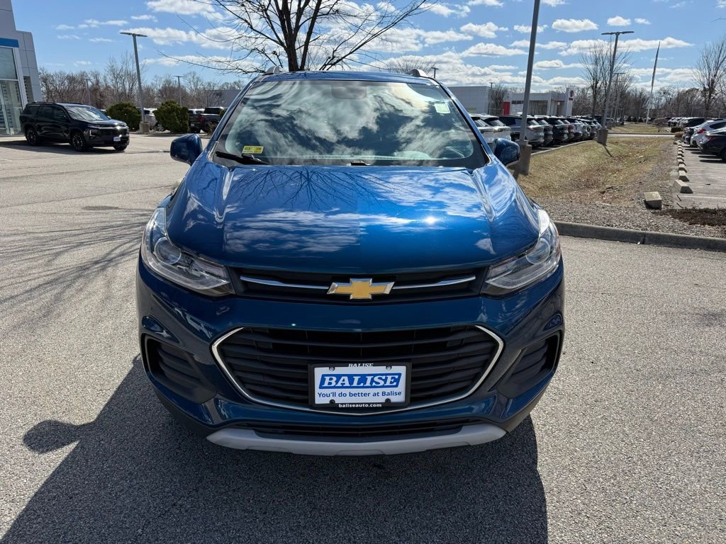 Used 2020 Chevrolet Trax LT w/ LT Convenience Package image 8