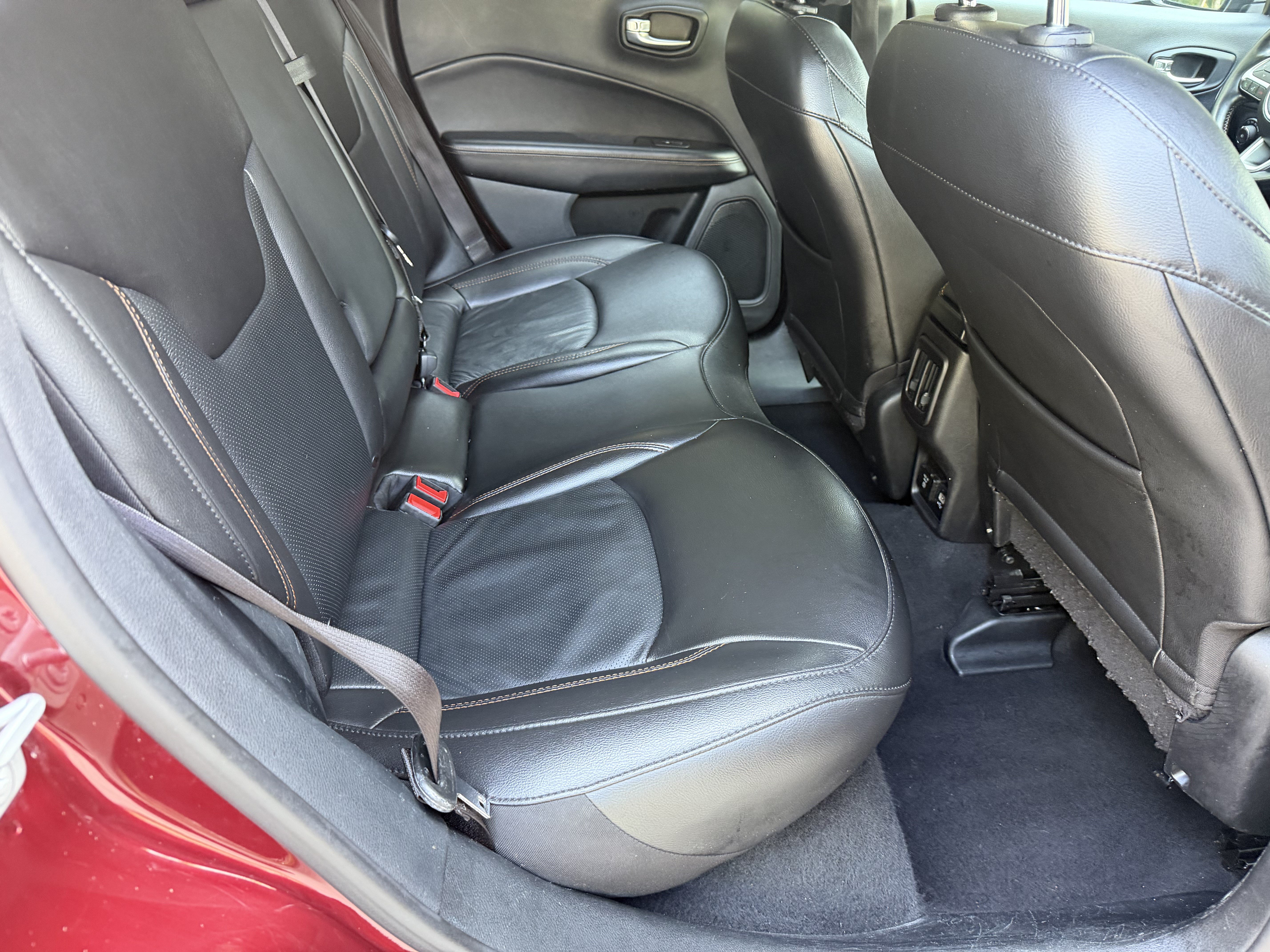 Used 2021 Jeep Compass Limited AWD/4WD image 15