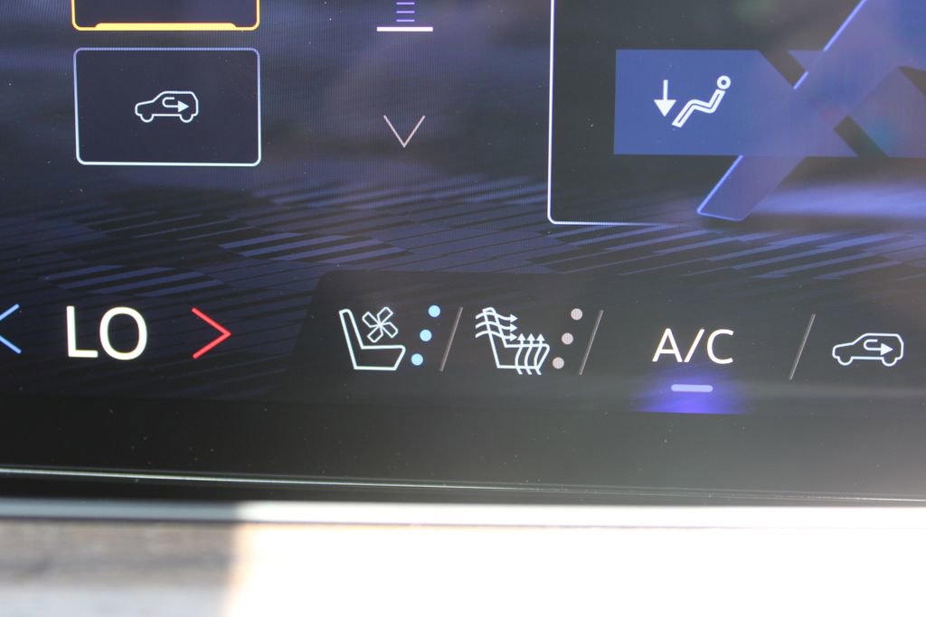 New 2026 Chevrolet Tahoe High Country AWD/4WD image 52