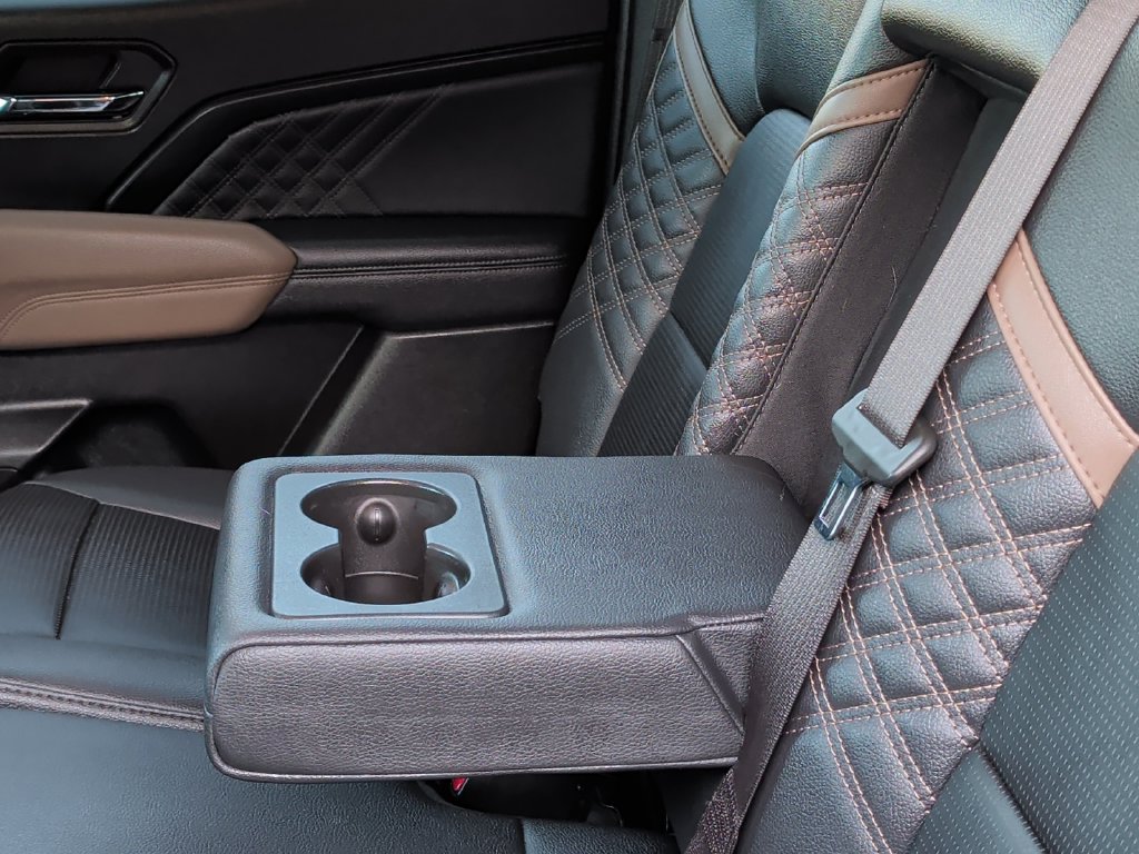 Used 2024 GMC Canyon Denali AWD/4WD image 33