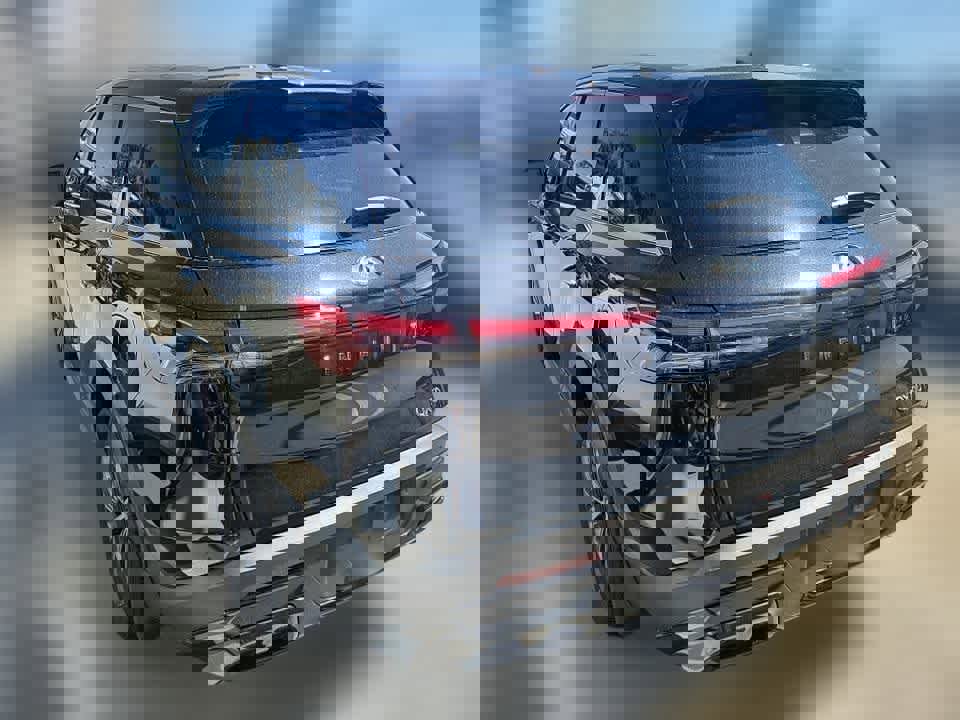 Used 2025 INFINITI QX60 Pure image 3