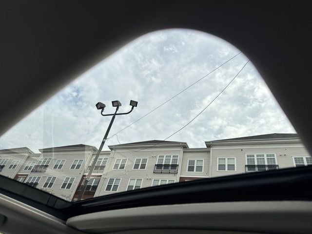 Used 2023 Honda Civic EX-L image 13