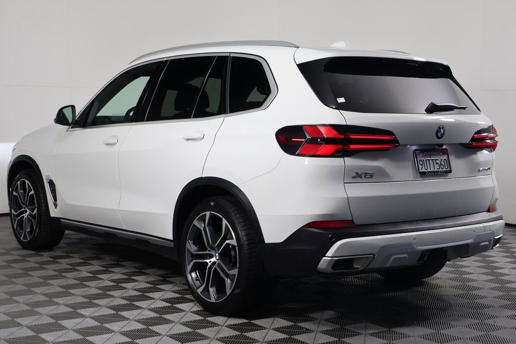 Used 2026 BMW X5 sDrive40i w/ Climate Comfort Package image 6