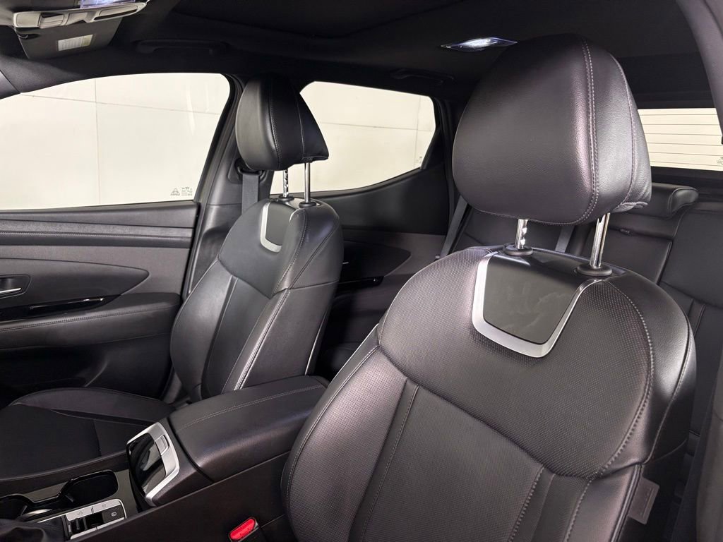 Used 2025 Hyundai Santa Cruz Limited image 18