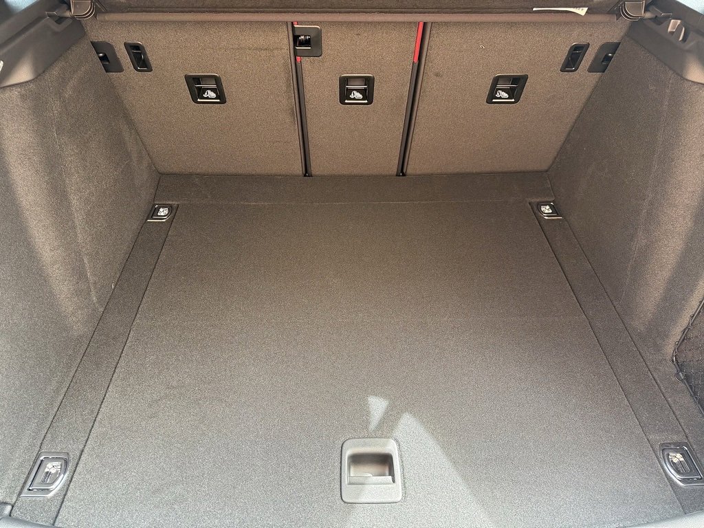 New 2026 Porsche Macan GTS image 26