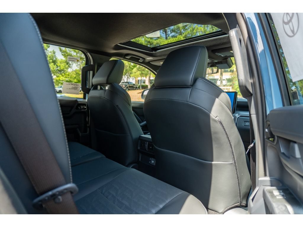New 2026 Toyota 4Runner TRD Off-Road Premium AWD/4WD image 40