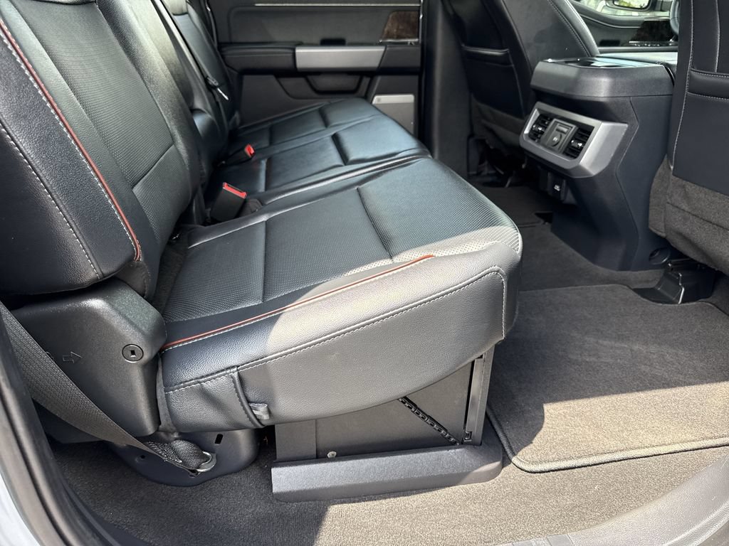 Used 2024 Ford F250 Lariat w/ Lariat Ultimate Package AWD/4WD image 15