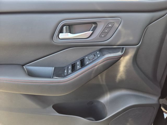 New 2026 Nissan Rogue SV w/ Rock Creek Premium Package AWD/4WD image 19