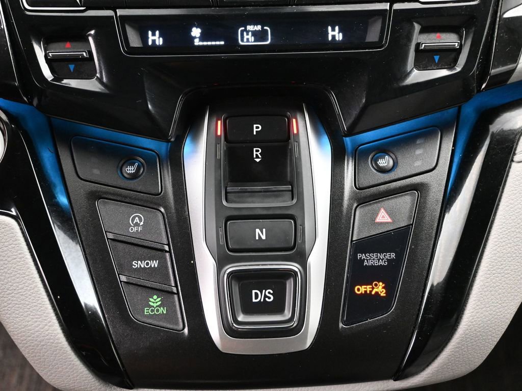 Certified 2024 Honda Odyssey Touring image 16