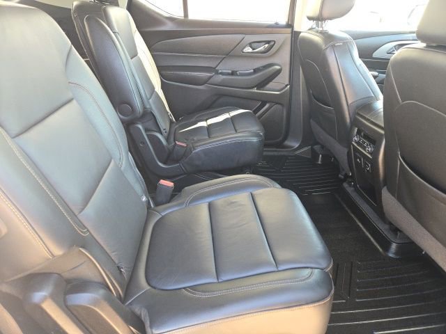 Used 2018 Chevrolet Traverse RS image 12