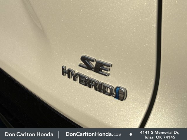 Used 2024 Toyota RAV4 SE AWD/4WD image 5