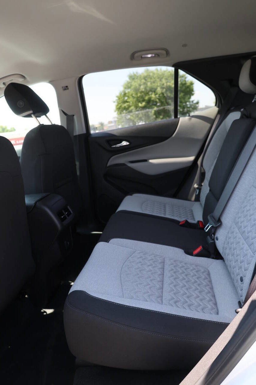 Used 2024 Chevrolet Equinox LS image 17
