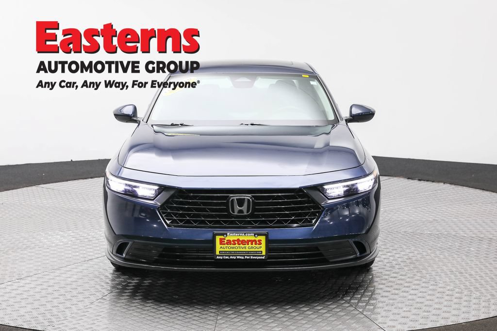 Used 2024 Honda Accord EX image 2