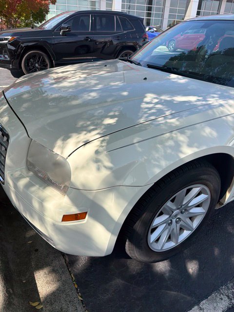 Used 2008 Chrysler 300 LX RWD image 5