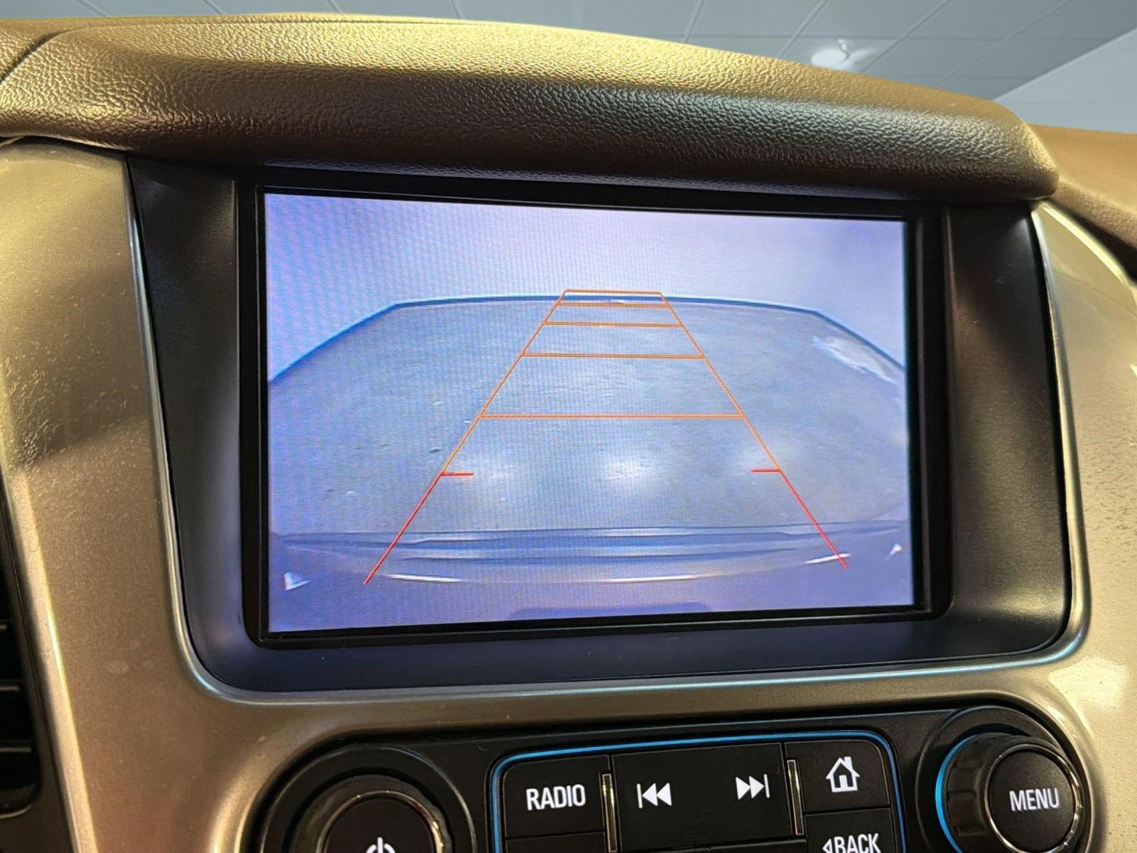 Used 2016 Chevrolet Suburban LT RWD image 25