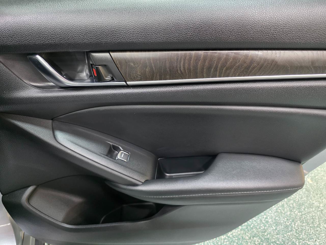 Used 2022 Honda Accord EX-L image 23