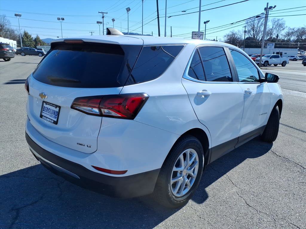Used 2023 Chevrolet Equinox LT image 4