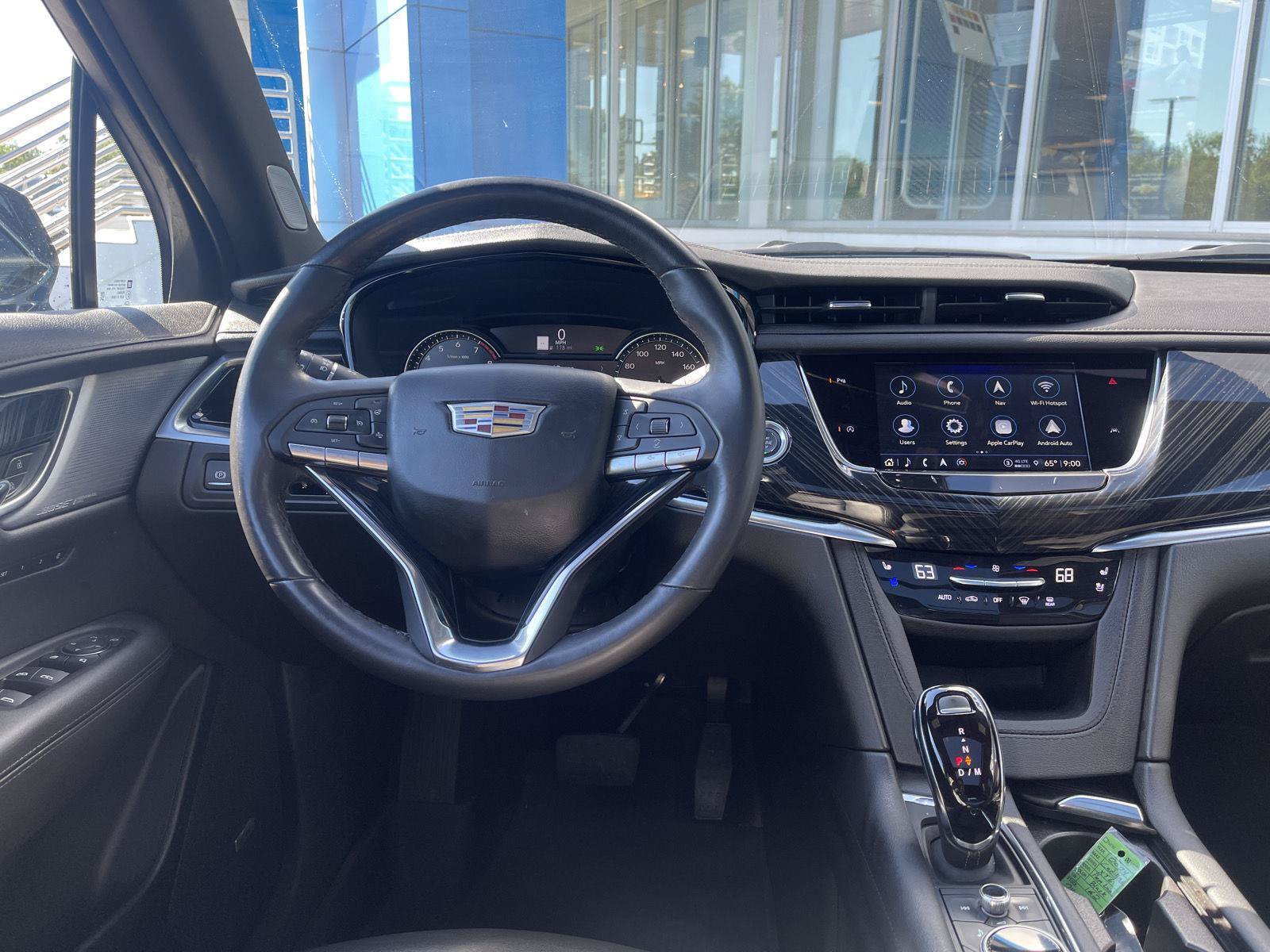 Used 2024 Cadillac XT6 Premium Luxury w/ LPO, Floor Liner Package AWD/4WD image 19