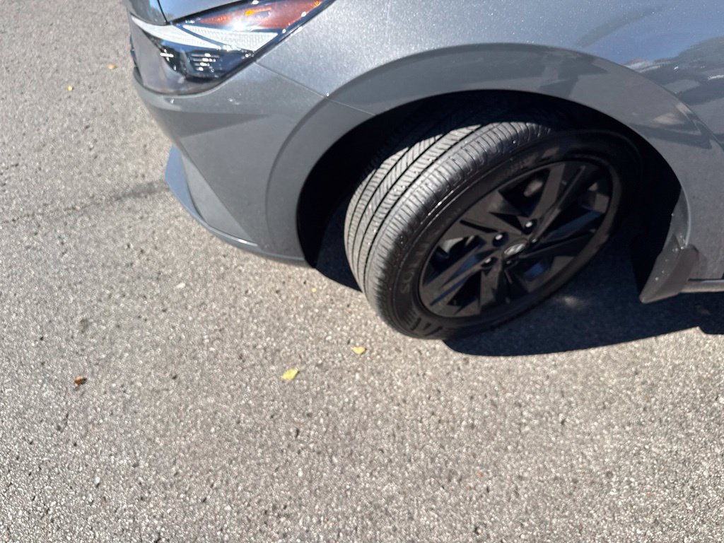 Used 2023 Hyundai Elantra SEL FWD image 50