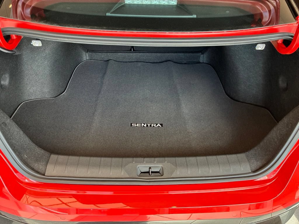 New 2026 Nissan Sentra SR w/ SR Premium Package FWD image 12