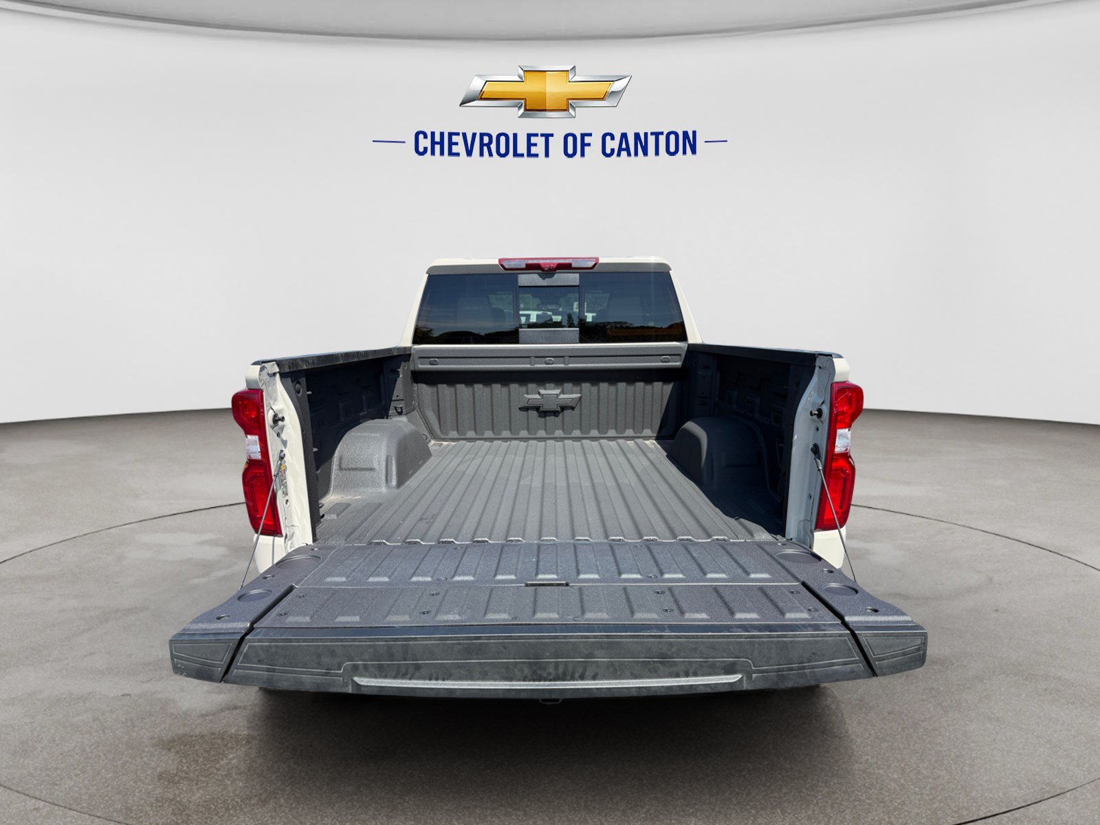 Used 2026 Chevrolet Silverado 1500 ZR2 AWD/4WD image 17