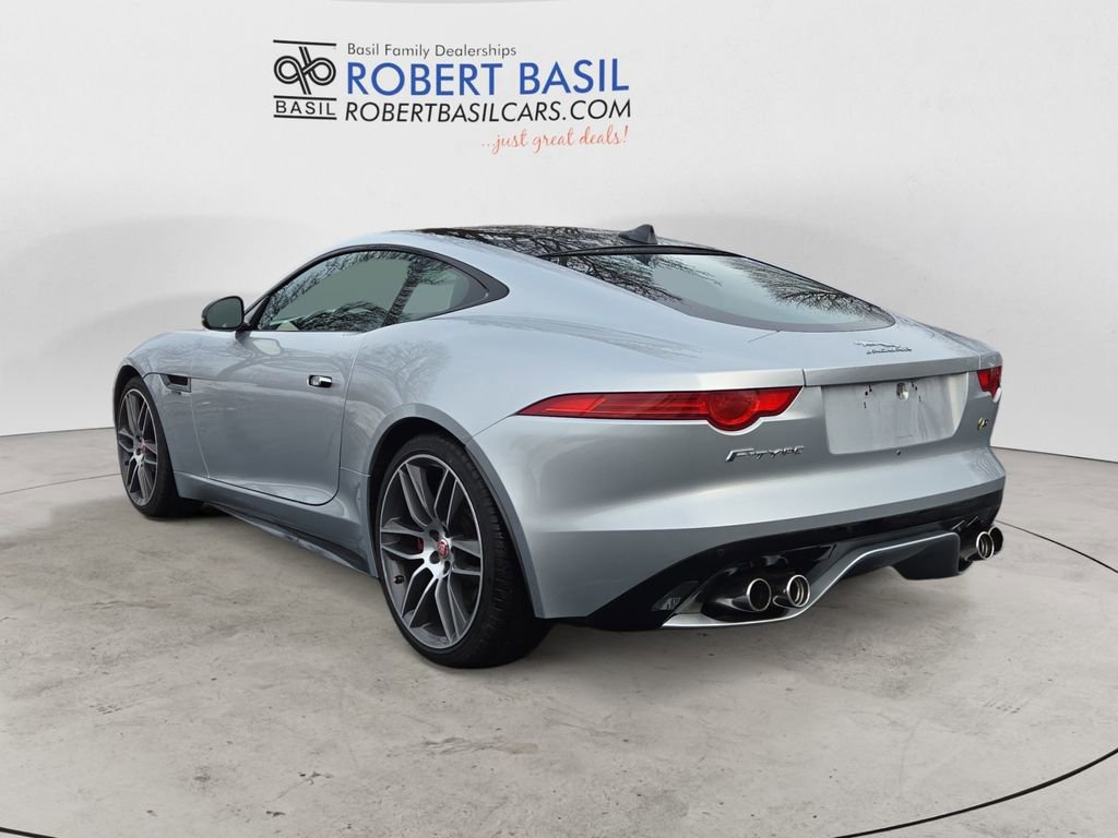 Used 2015 Jaguar F-TYPE R image 3