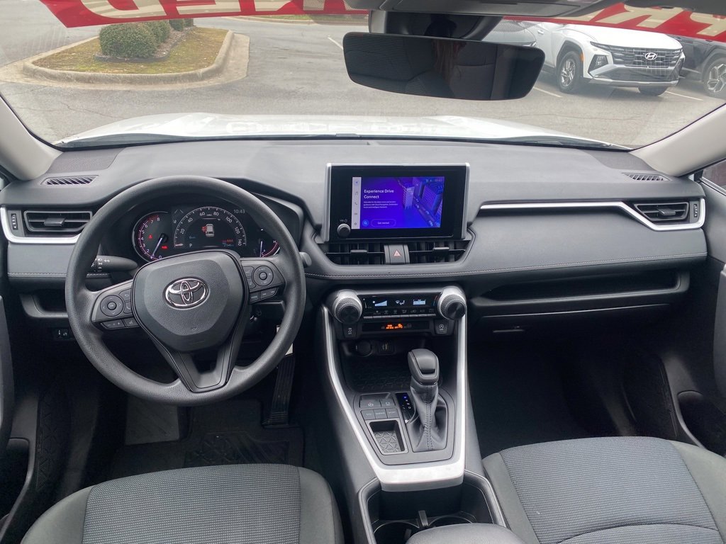 Used 2024 Toyota RAV4 LE image 33