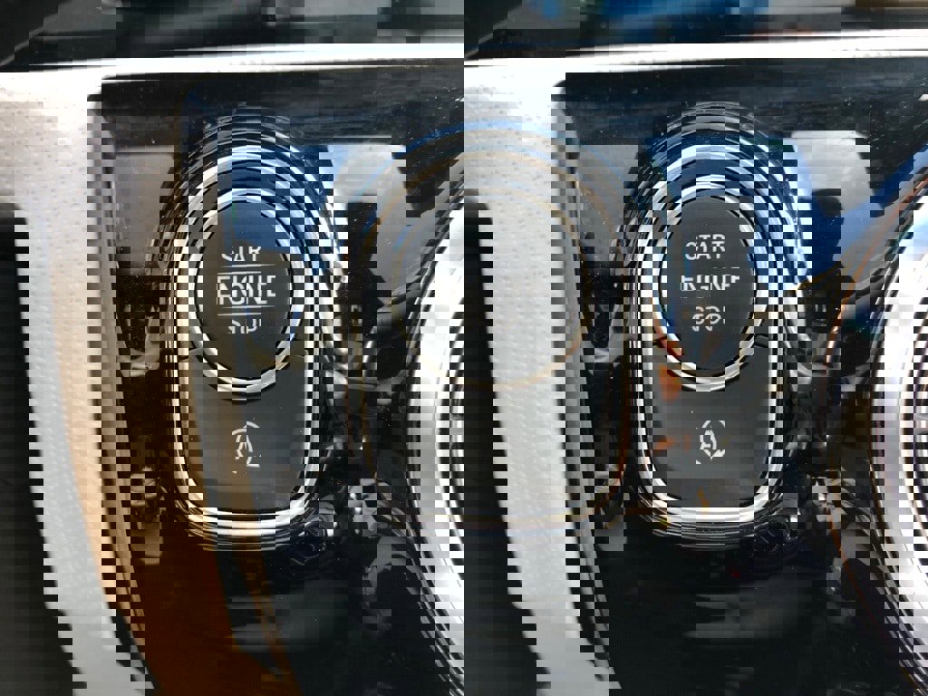 Certified 2021 Mercedes-Benz A 220 4MATIC image 26