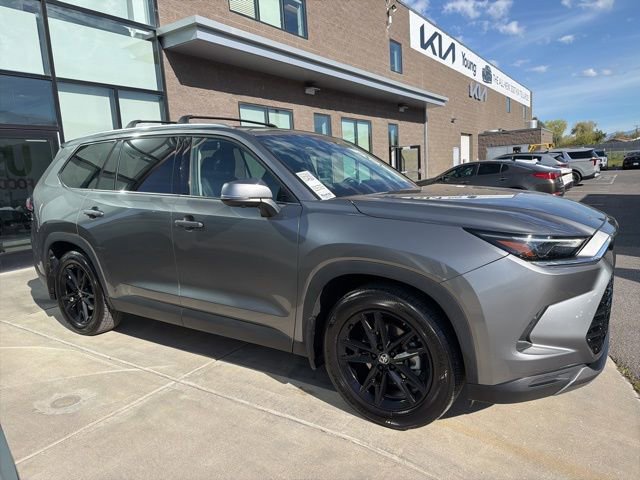 Used 2025 Toyota Grand Highlander AWD