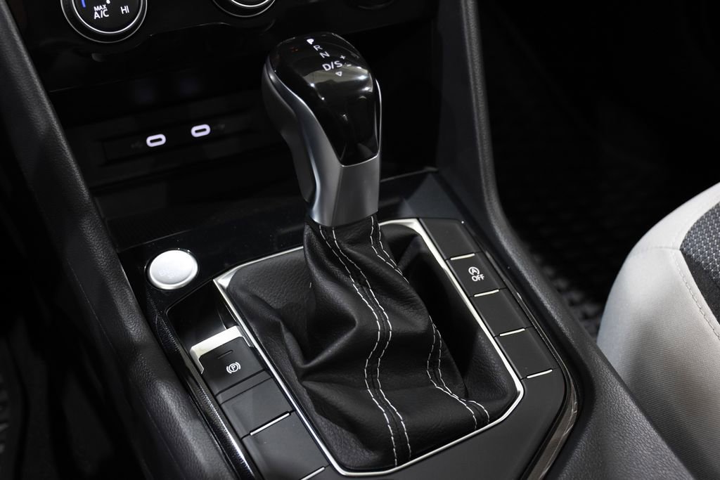 New 2025 Volkswagen Taos S image 22