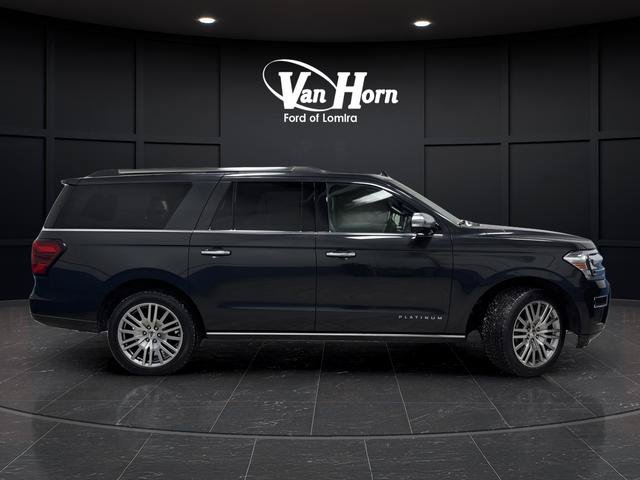 Used 2024 Ford Expedition Max Platinum AWD/4WD image 2