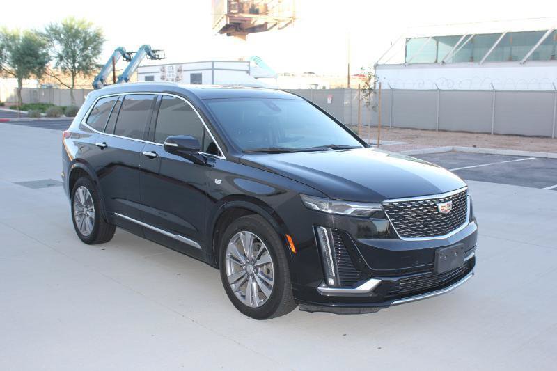 Used 2024 Cadillac XT6 Premium Luxury FWD image 3