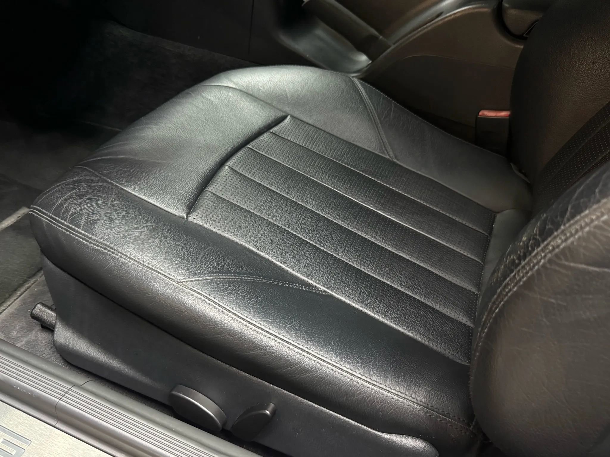 Used 2002 Mercedes-Benz SLK 32 AMG SLK 32 Roadster 2D image 26