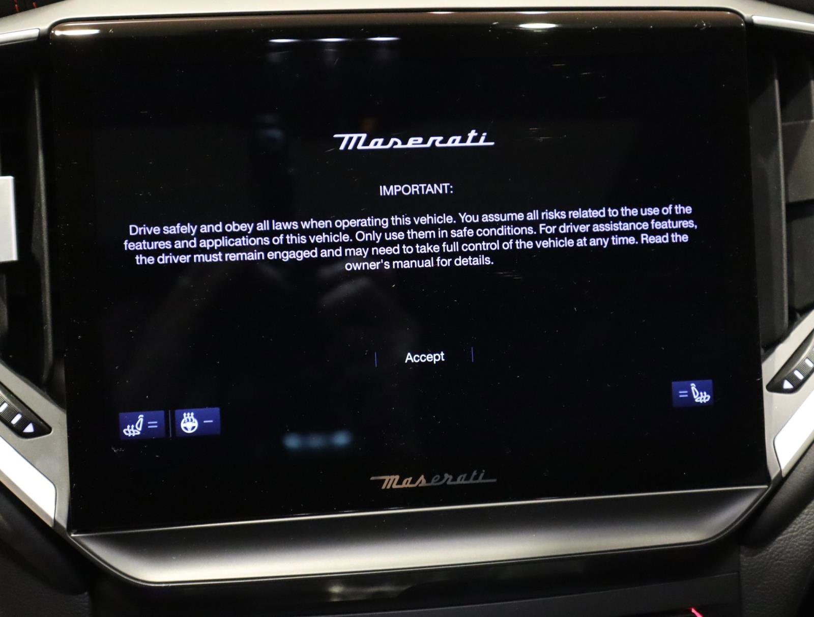Used 2022 Maserati Ghibli Modena Q4 image 37