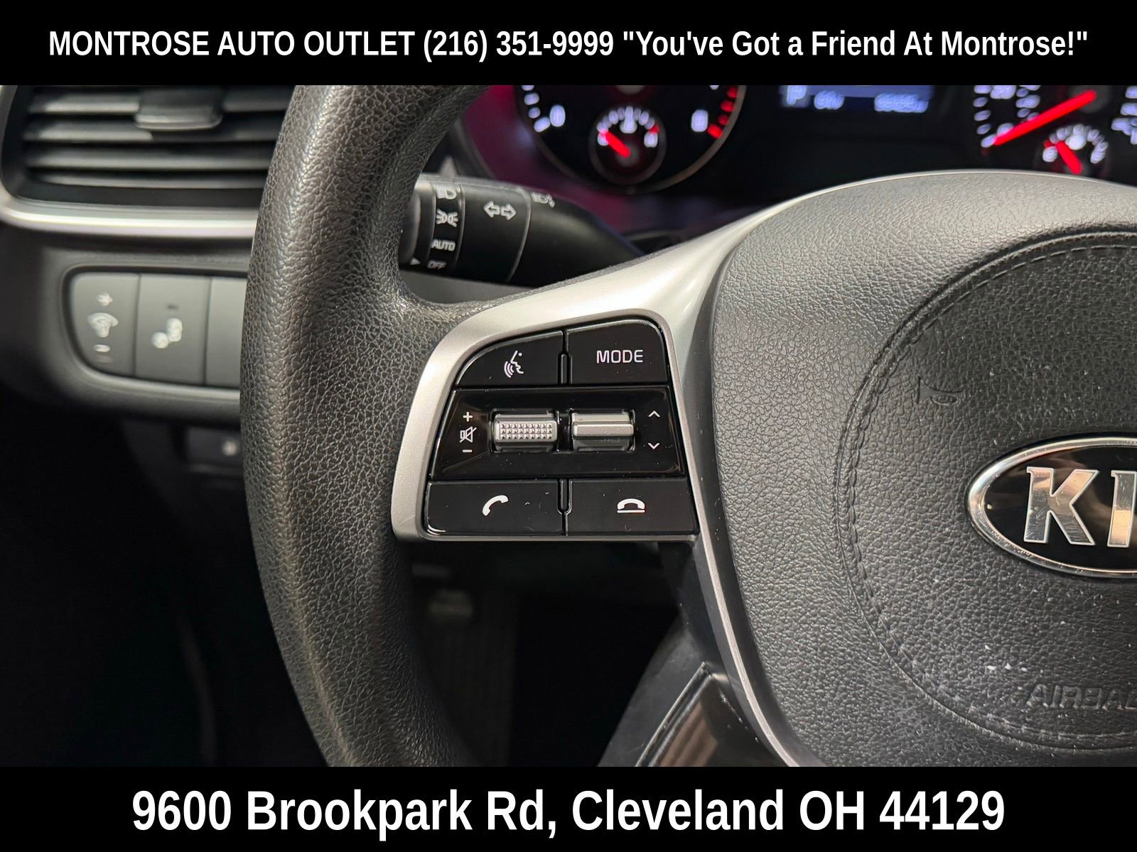 Used 2020 Kia Sorento LX image 18