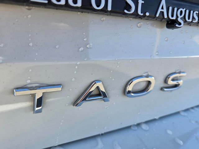 Used 2022 Volkswagen Taos S image 11