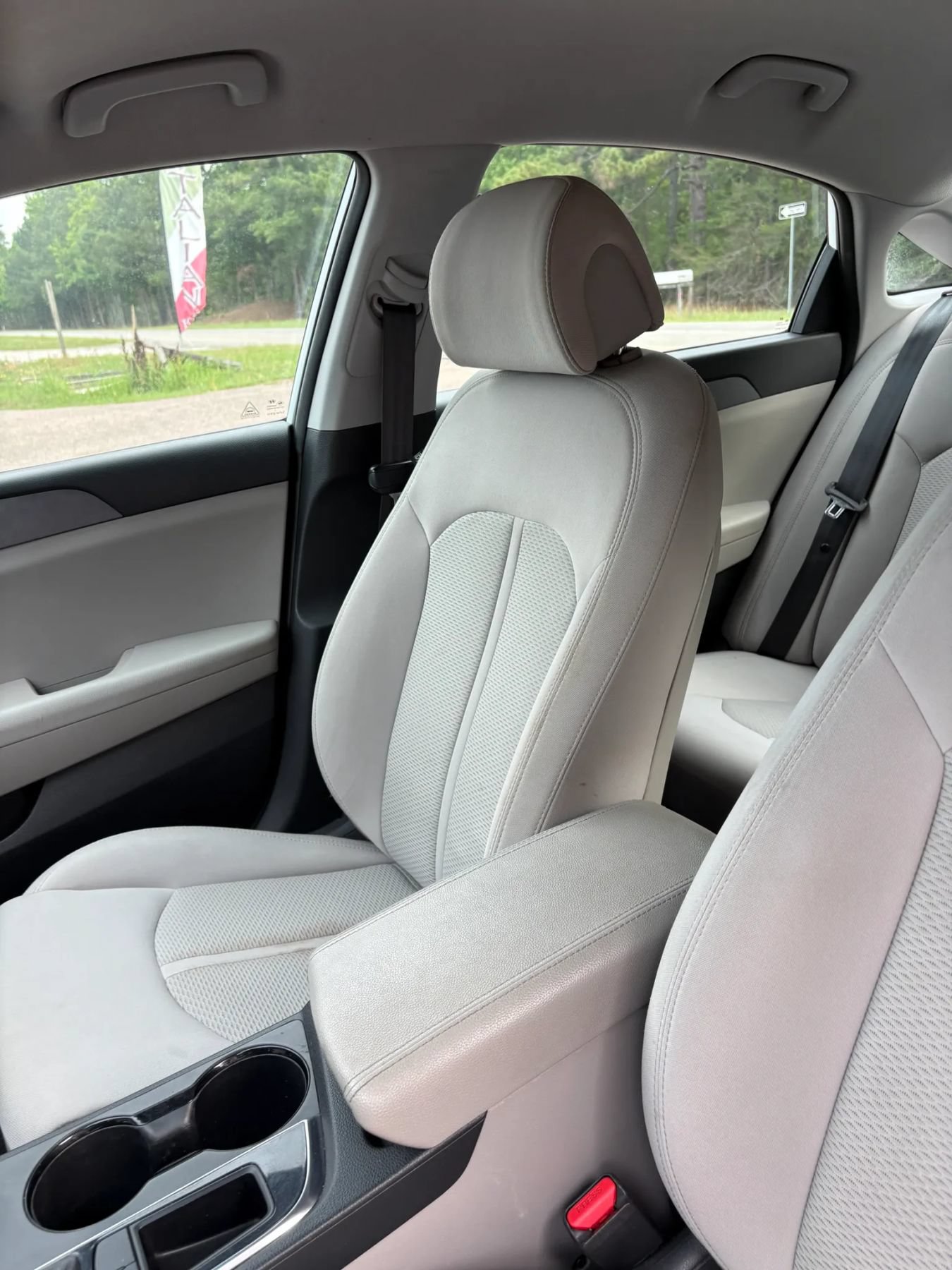 Used 2017 Hyundai Sonata SE FWD image 12