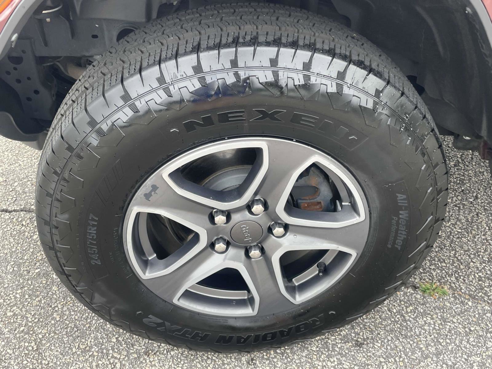 Used 2021 Jeep Wrangler Unlimited Sahara w/ Cold Weather Group image 28