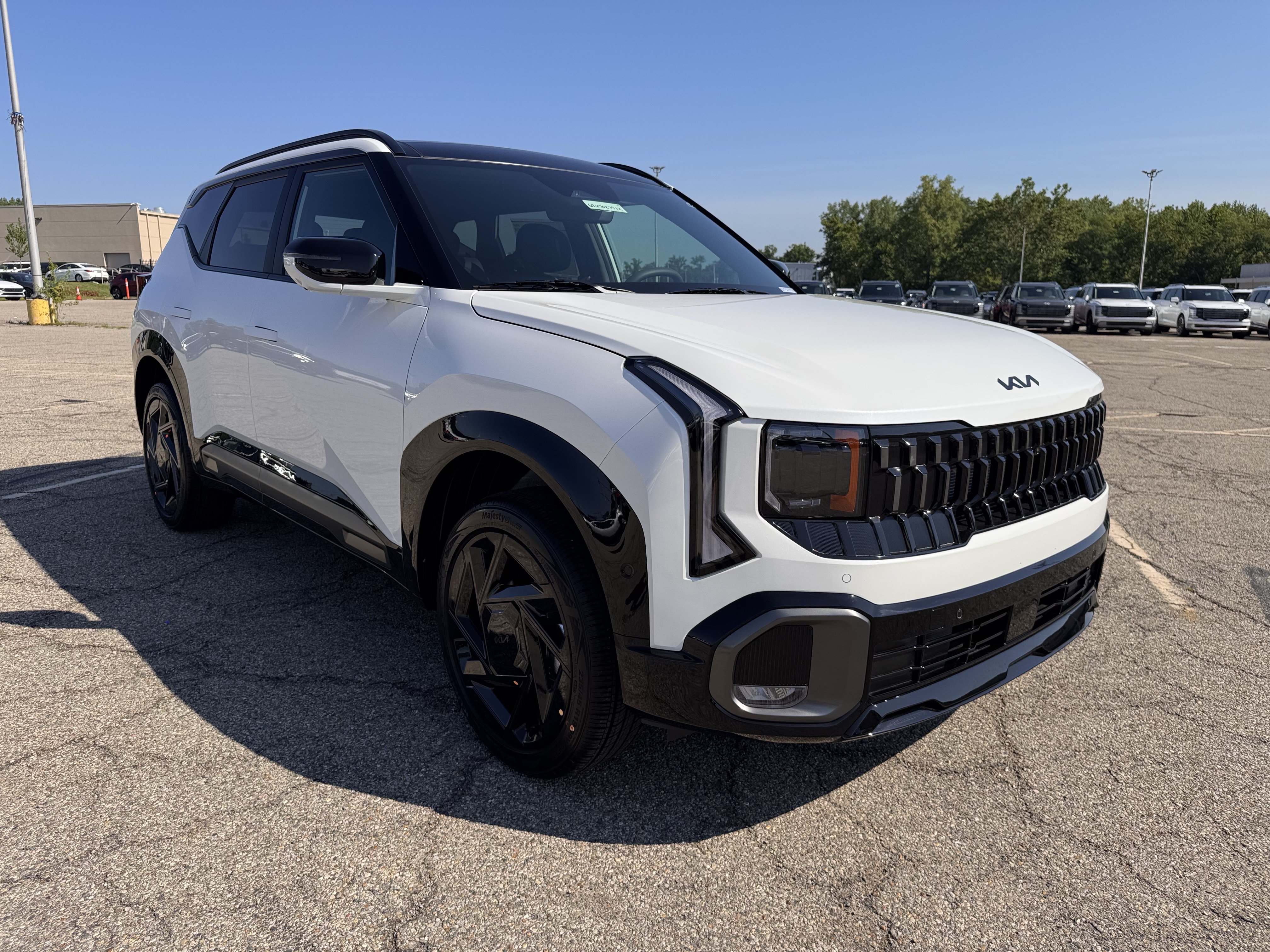 New 2027 Kia Seltos X-Line SX AWD/4WD image 3