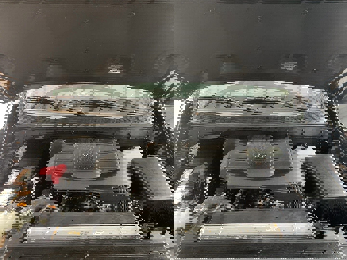 Used 2021 Nissan Titan SV w/ SV Convenience Package image 25