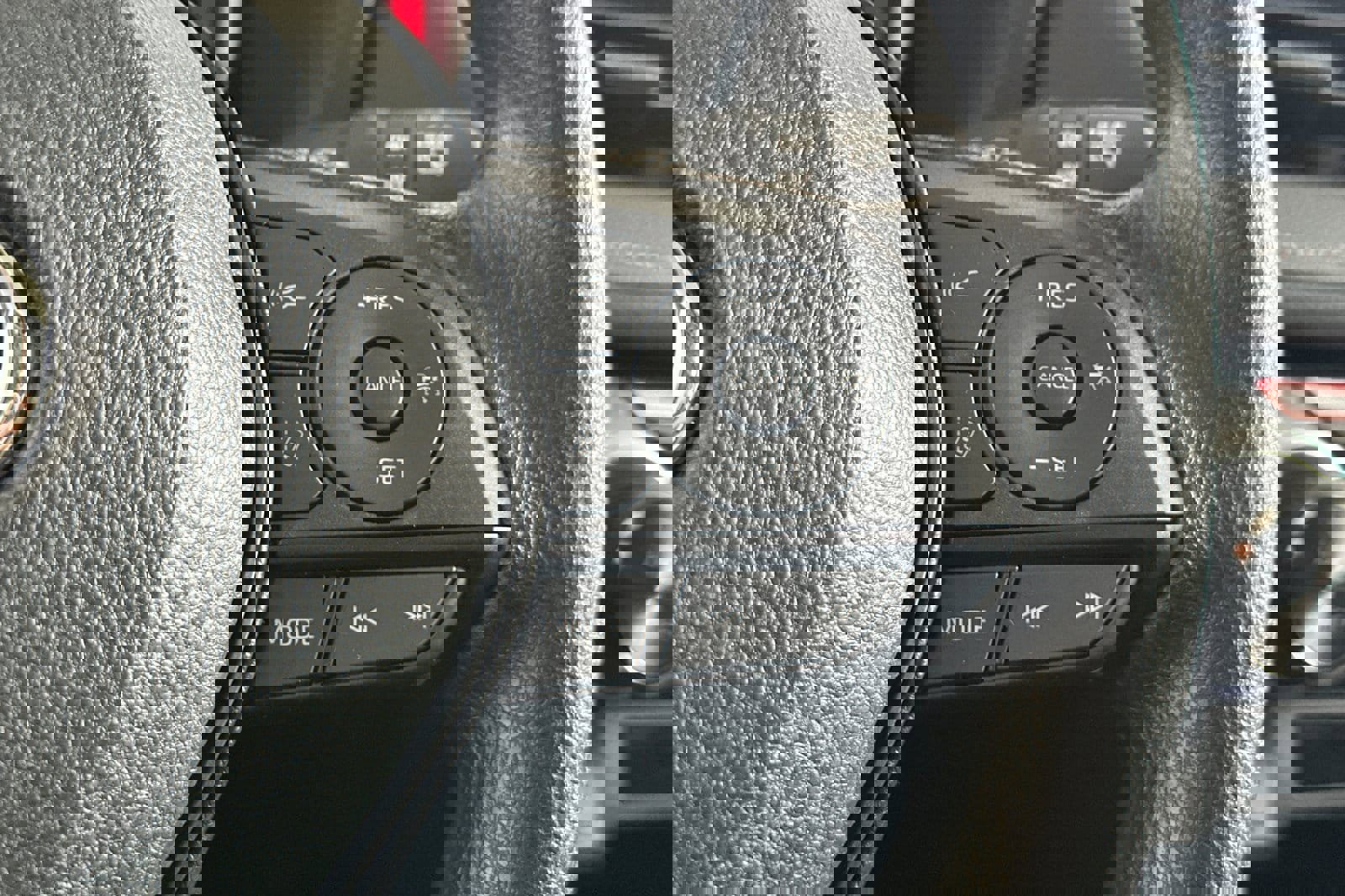 New 2025 Toyota RAV4 XLE image 28