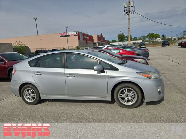 Used 2011 Toyota Prius Two FWD image 2